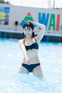 峰島こまきデジタル写真集『全部詰め込んで、夏。』©光文社／週刊『FLASH』写真◎YOROKOBI