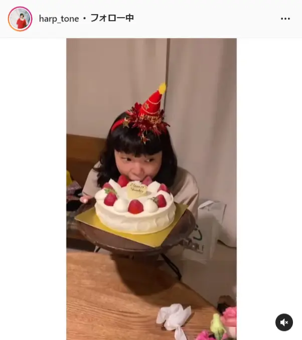 古川琴音 ケーキ頬張り動画で25歳の誕生日を報告 にこにこな年にします Tv Life Web