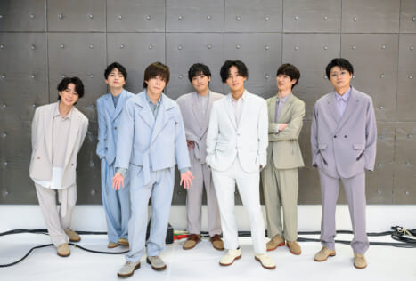 Kis My Ft2 大人の魅力あふれる新ビジュアルをサプライズ解禁 写真家 蜷川実花が撮影 Tv Life Web