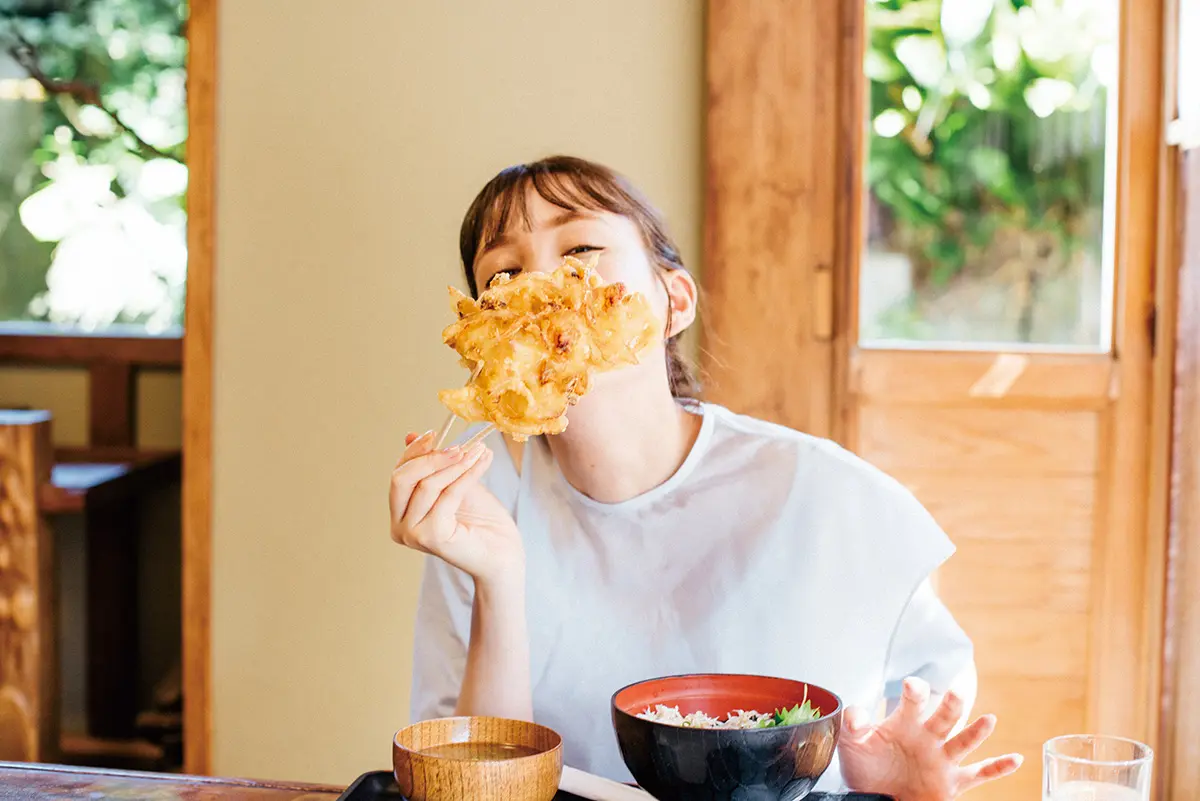 トリンドル玲奈 “ありのままの姿”を捉えた初カレンダー発売「ほっとする写真がたくさん」 | TV LIFE web