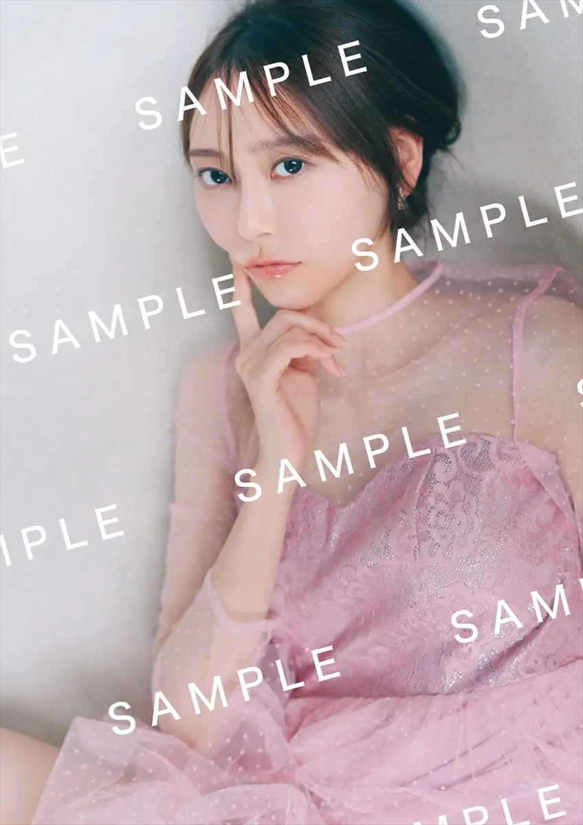 乃木坂46弓木奈於 1st写真集「天使だったのか」書店特典“折り目なし”B3ポスター全3種類＆ポストカード全17種類が解禁 | TV LIFE web