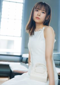 前田佳織里写真集「恋のかおり」©秋田書店2024 撮影 近藤宏一