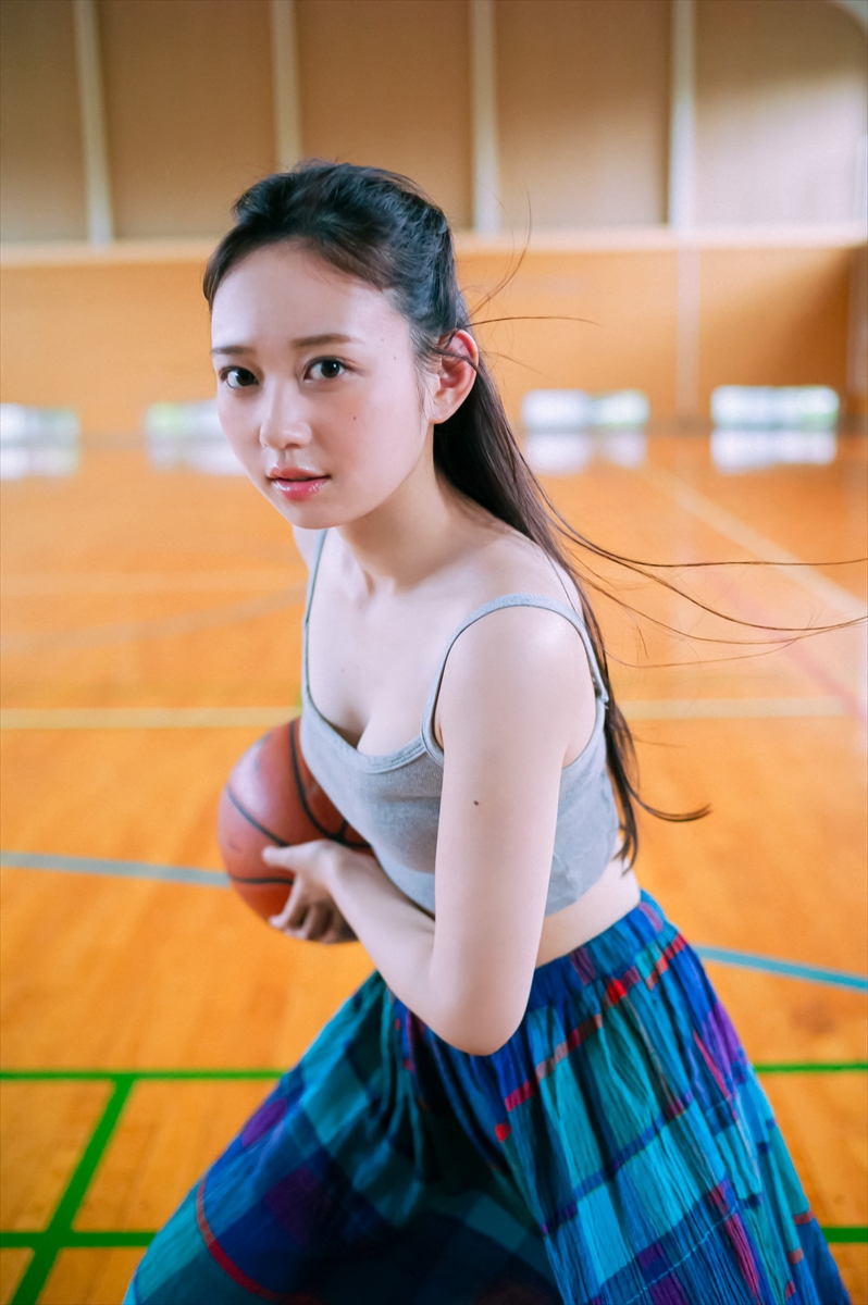 AKB48・大盛真歩1st写真集「ずっと、好きでいたい」©KADOKAWA／写真：細居幸次郎