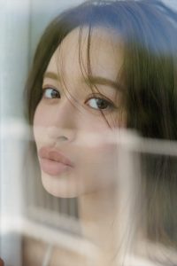 野崎萌香1st写真集