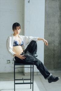 千星真穂「blt graph.vol.109」撮影：横山マサト